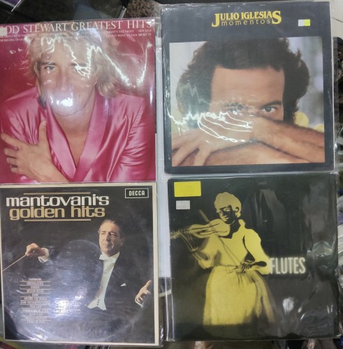 黑膠Lp Rod Stewart Greatest hits. Julio iglesias momentos.mantovant's golden hits.flutes. each$38. $100 for 3pcs. 6n