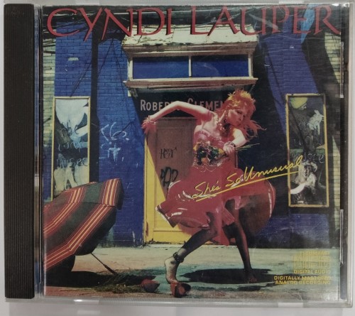 95%new Cd cyndi lauper she's so unusual (made in Japan)  1n